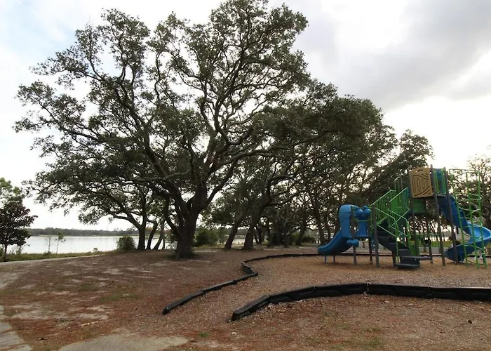 Navy Point Bungalow * Pensacola